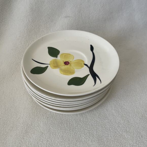 Unmarked Other - Earthenware Flowers Pattern Bowls Saucers X8